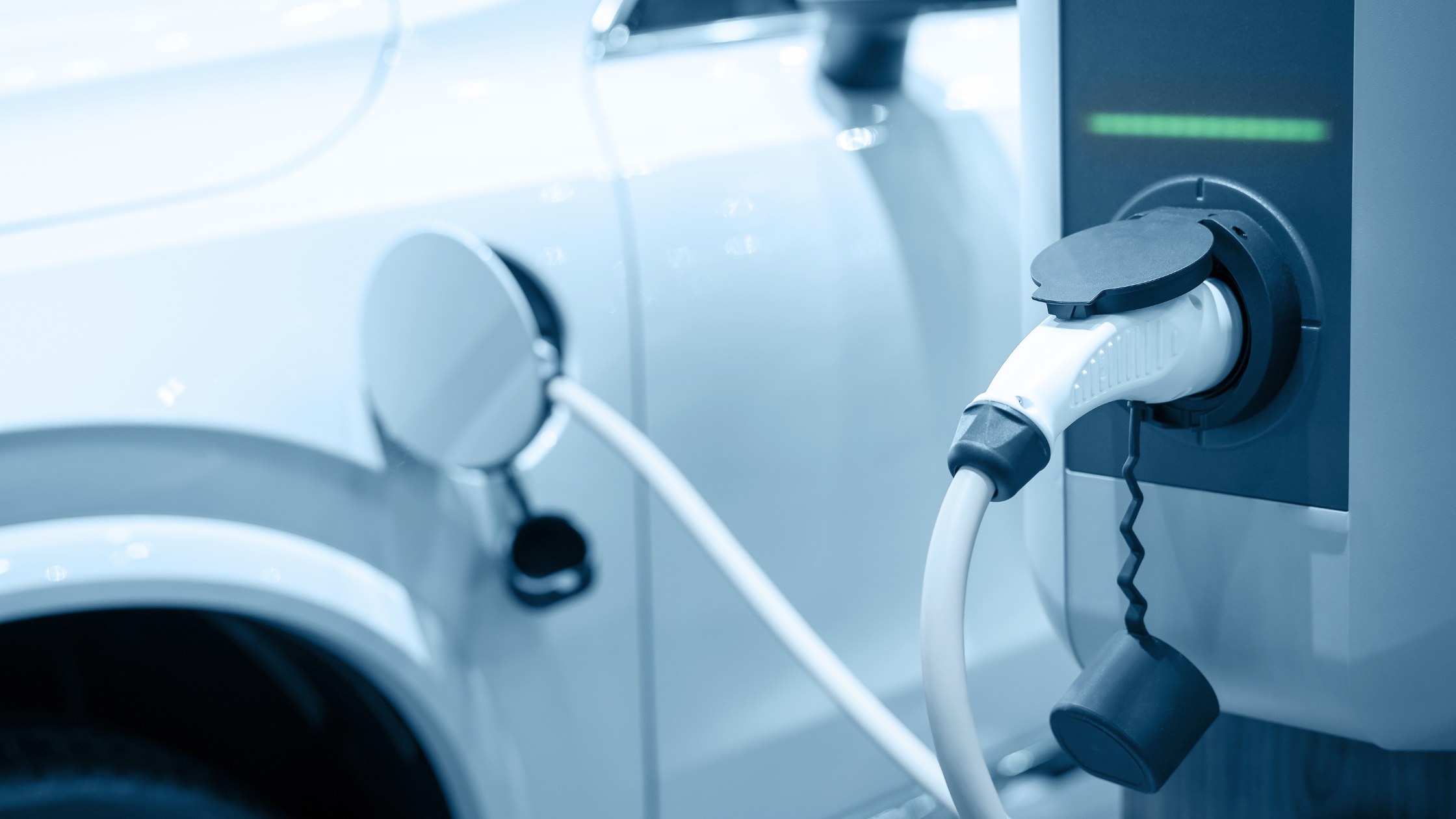 Aviva Zero becomes clear market leader as electric vehicle sales surge
